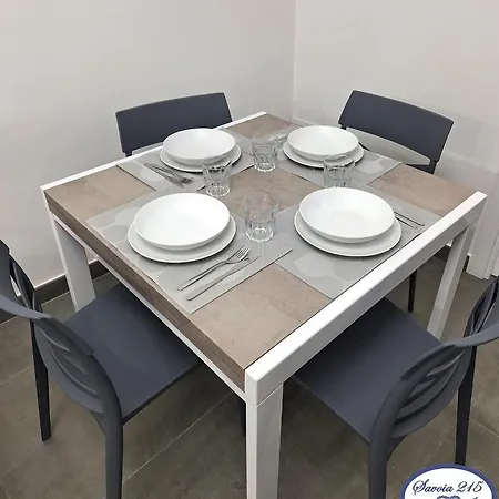 Savoia 215 - Azzurra - Apartamento *